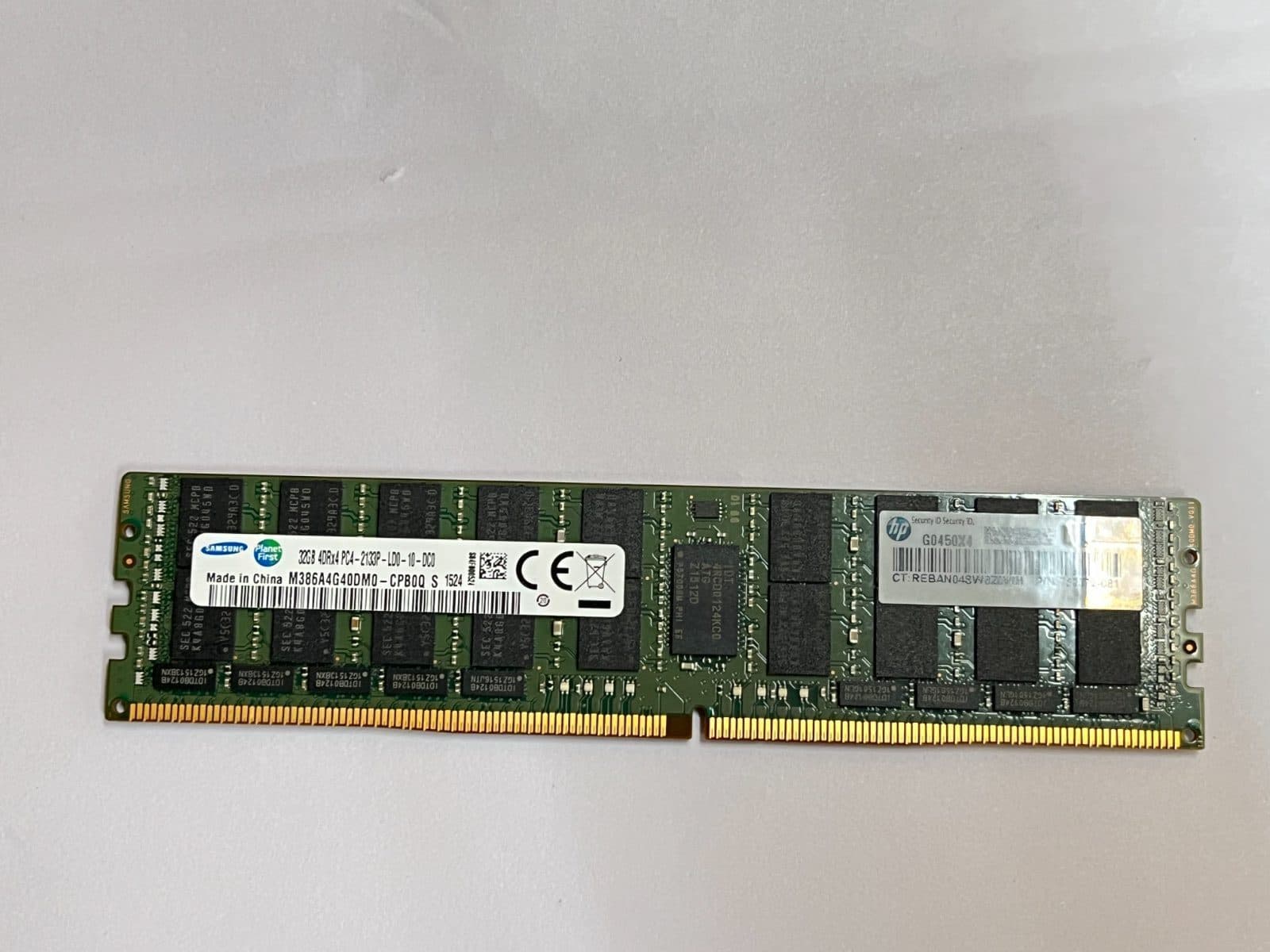 150X 三星32G 4DR*4 PC4-2133P RECC DM0
